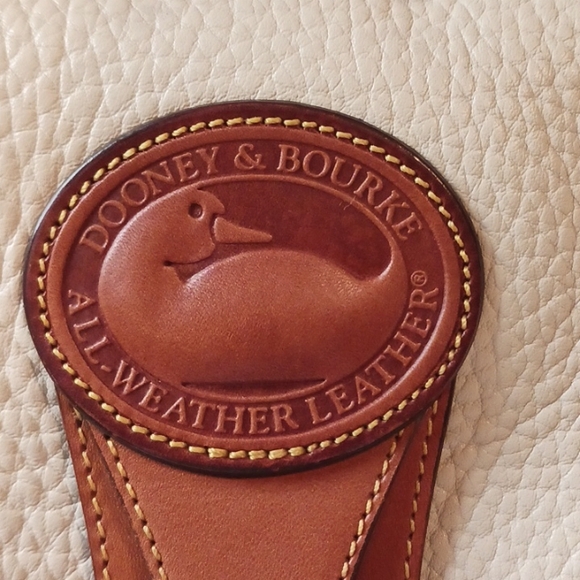 Dooney & Bourke ~ All Weather Leather Crossbody Bag - Picture 2 of 13